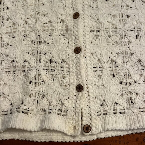 White Crochet Knit Button-Up Vest - Picture 4 of 5